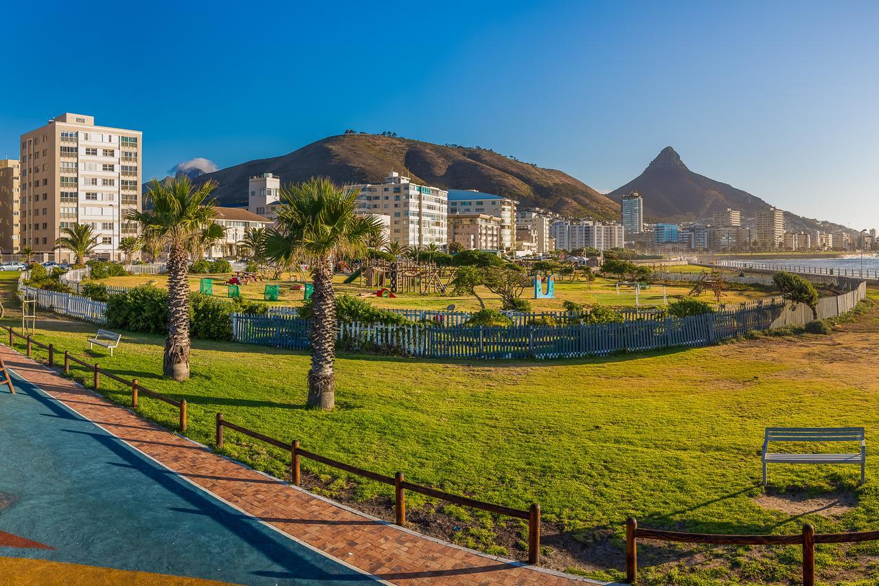 The Odyssee 409 Cape Town Bagian luar foto