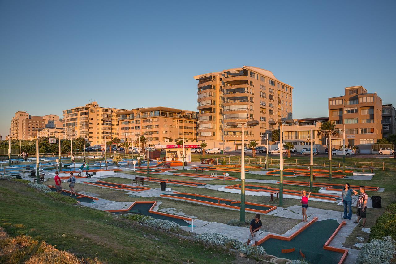 The Odyssee 409 Cape Town Bagian luar foto