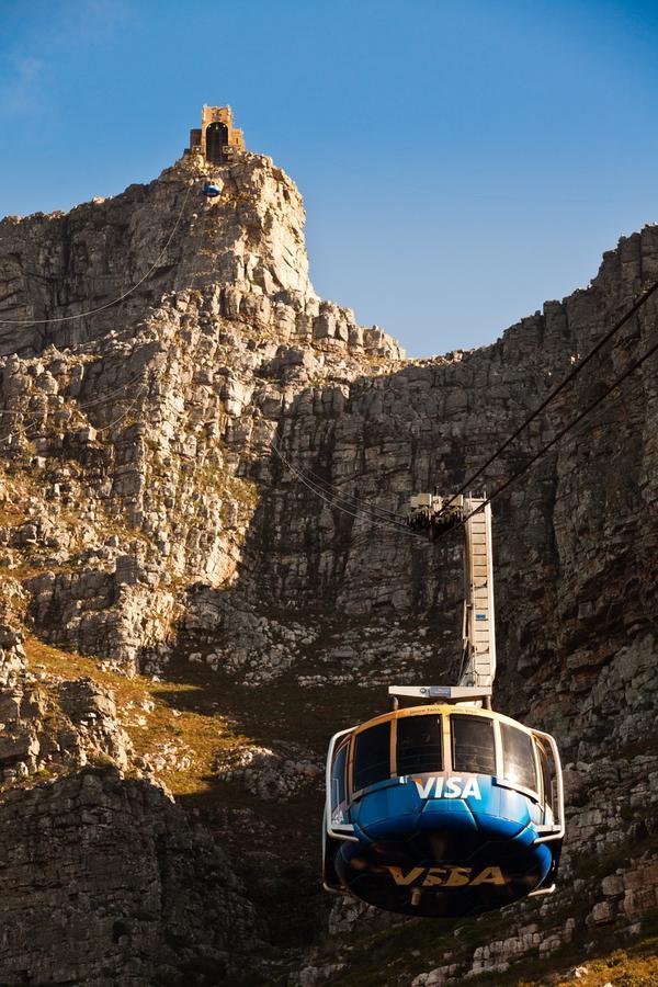The Odyssee 409 Cape Town Bagian luar foto